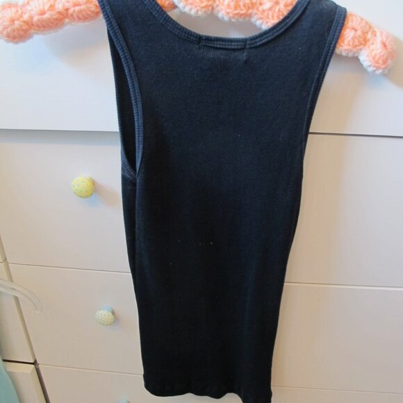 Anonymous Sexy Party Top Sleeveless Beaded V Neck with Satin Trim. Size Medium - Picture 7 of 7